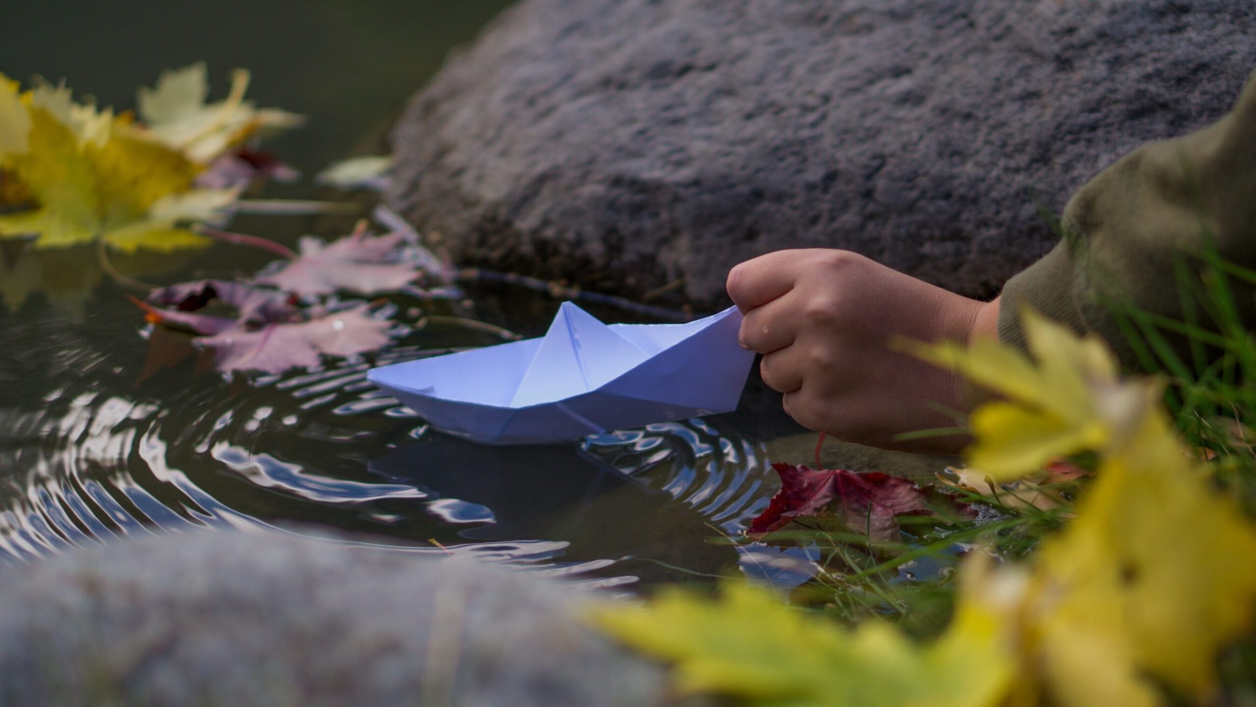 origami-paper-boat